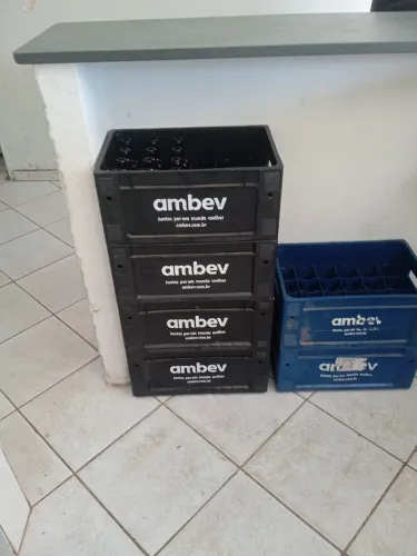 Vendo estas caixas de cerveja 300ml