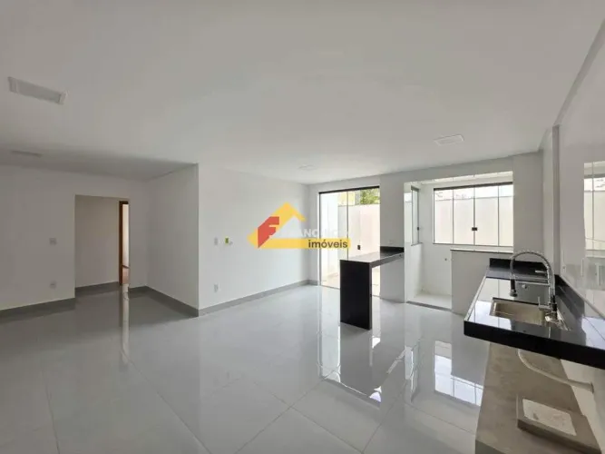Apartamento com Área Privativa à venda, 3 quartos, 1 suíte, 2 vagas, São Judas - Divinópol
