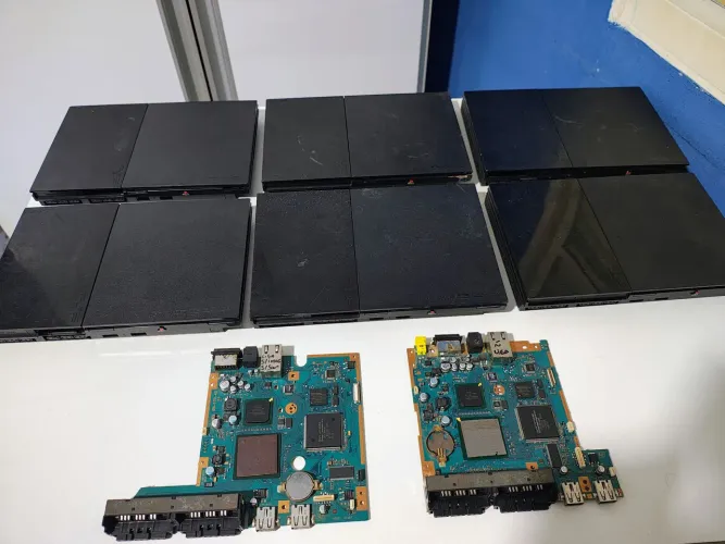 Lote com 8 Playstation 2 PS2 para Manutenção ou Aproveito de Peças