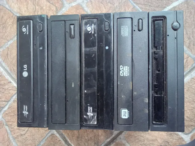 Lote de leitor dvd pra vc