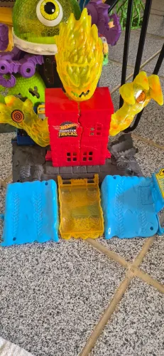 Pista Hot Wheels Monster Truck Arena Energia de Demolição