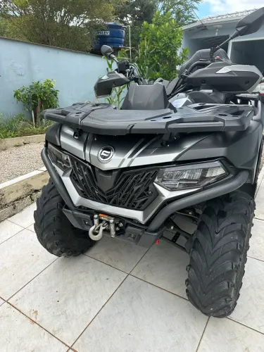 Quadriciclo CFMOTO CForce 625