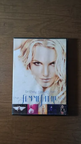 DVD - Britney Spears live the Femme Fatale Tour