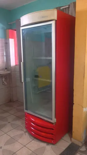 VENDE-SE ESSE FRIZER SAARA
