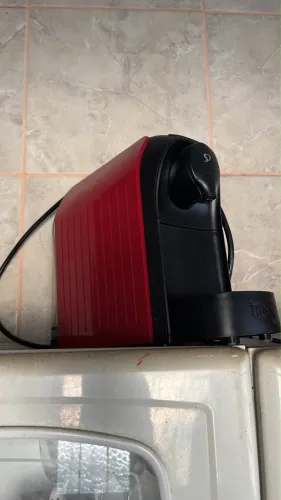 Máquina de café 3 corações nova
