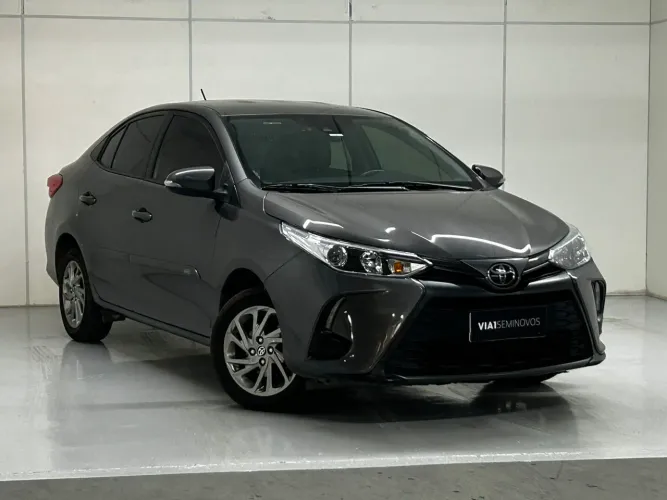 Toyota Yaris XS Sedan 1.5 Flex 16V 4P Aut. 2023