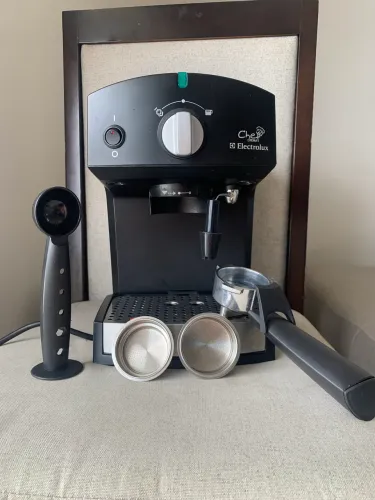 CAFETEIRA ELECTROLUX CHEF CREMA
