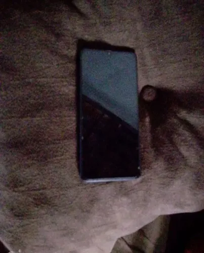 Samsung A06 top
