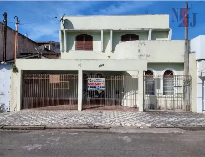 Casa com 5 dormitórios à venda, 230 m² por R$ 590.000,00 - Jardim Maria Augusta - Taubaté/