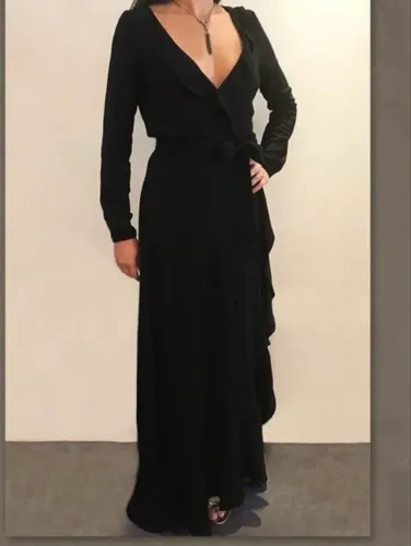 vestido longo preto manga longa Siberian 