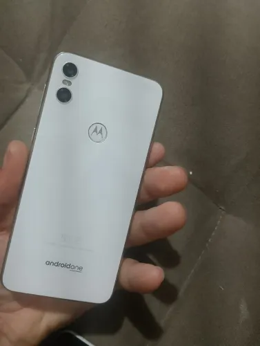 Moto One