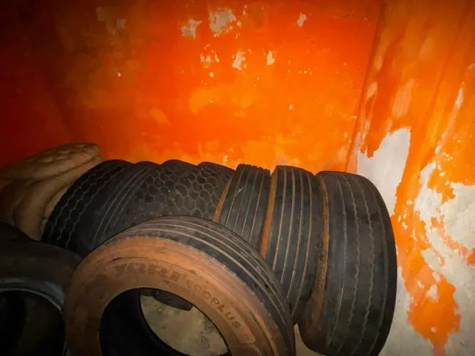 295/80r22.5