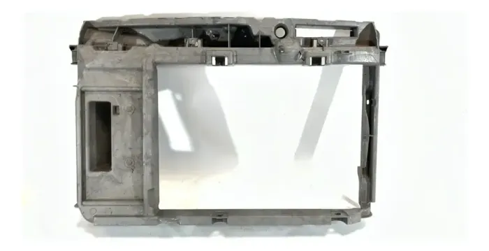 Painel Frontal Radiador Citröen C3 Peugeot 208 2015 Detalhes (Usado) / V12