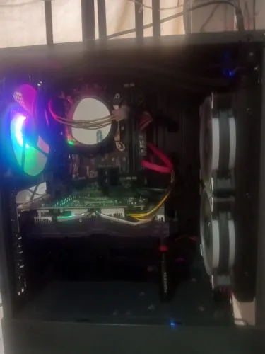 pc gamer i7 + rx580 + alguns periféricos