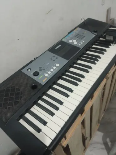 Teclado Yamarra