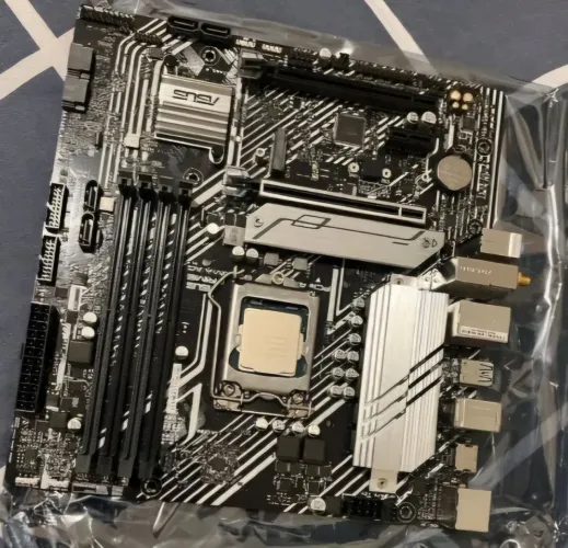 Kit PC Gamer  i5 10400F + ASUS B560M-A AC + 16GB 