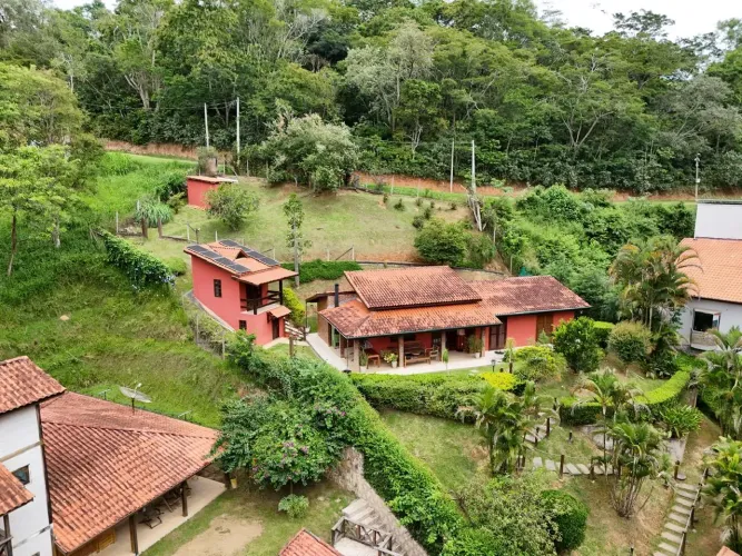 Casa à venda no Condomínio Alpes de Guararema