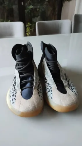 Adidas Yeezy QNTN Basketball
