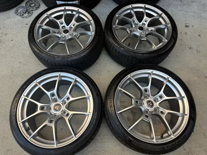 Aro 18 Vittoria Kyoto 5x112 jetta audi golf mini etc 