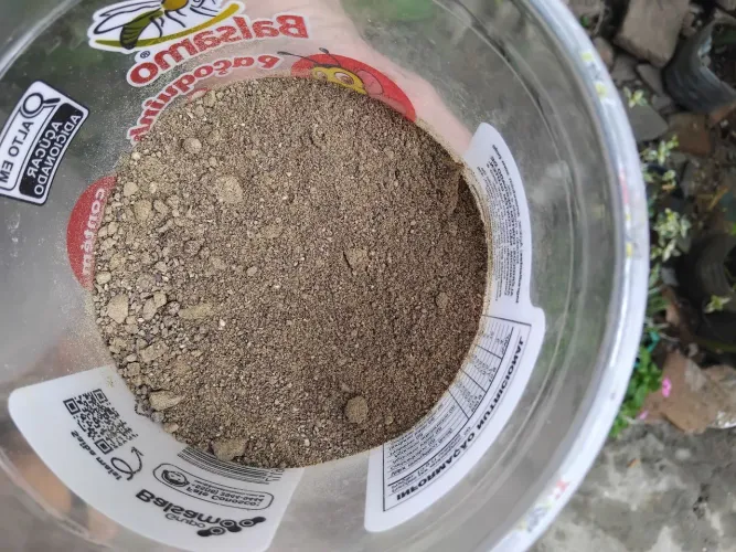 Pimenta do reino em pó e Artesanal .