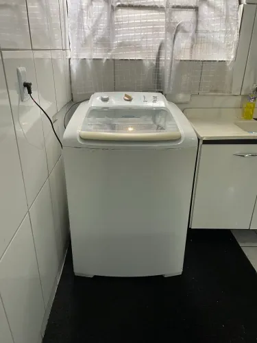 Máquina Electrolux 15.2kg