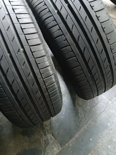 2 pneus Bridgestone 195/55/16 97%