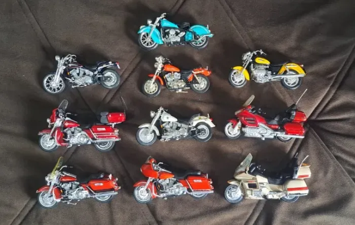 Kit Miniaturas Moto diversas 1:18 Honda, Harley-Davidson e Indian