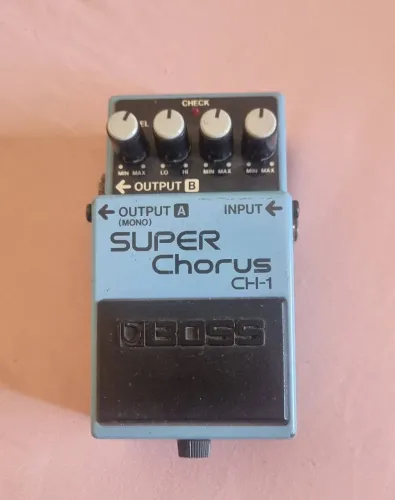 Pedal Super Chorus BOSS CH1