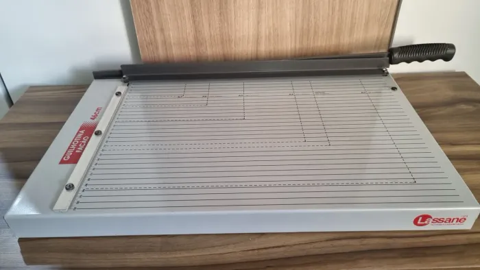 Guilhotina facão 36 cm Lassane