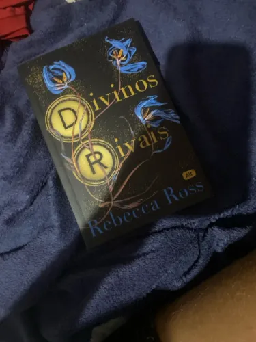 Vende-se livro ?divinos rivais ? de Rebeca Ross