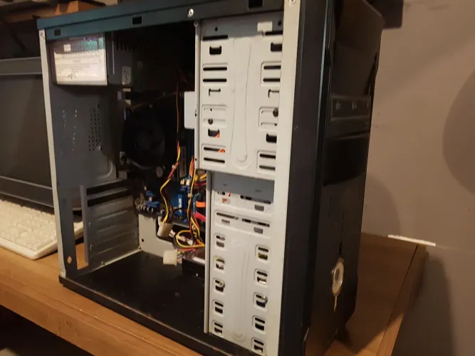 Computador intel 6gb de ram Troco