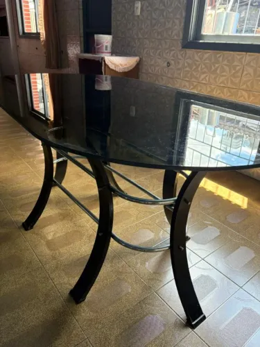 Mesa de Jantar Oval