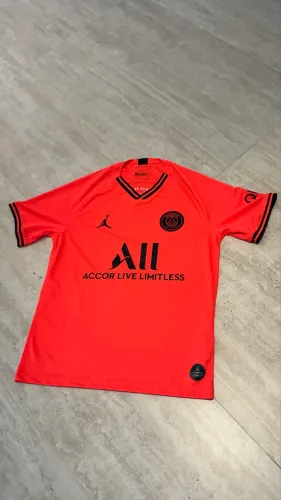 BLUSA AUTOGRAFADA PELO MARQUINHOS ( psg x air jordan 19/20 ) 