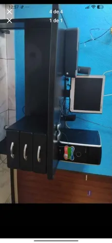 Vendo tudo q está na foto