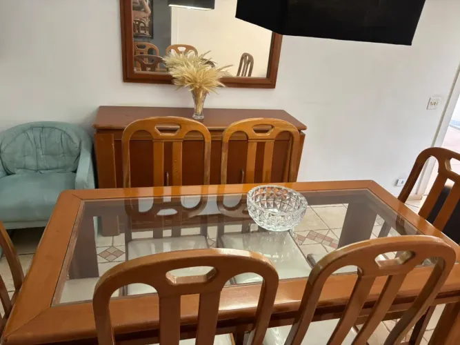 Mesa Jantar 6 Lugares Madeira + Vidro + 6 Cadeiras