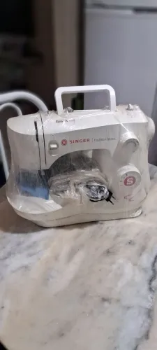 máquina de costura!