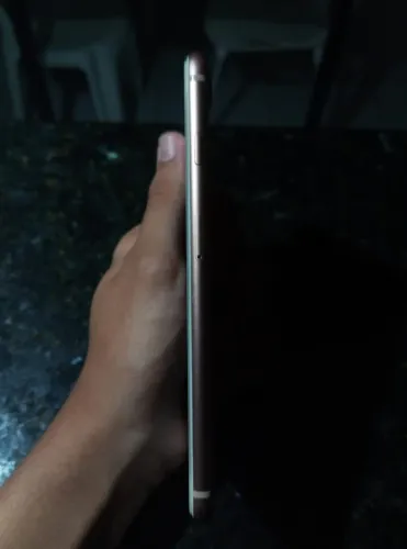 iPhone 8 Plus 64GB - Funcionando - Bom estado