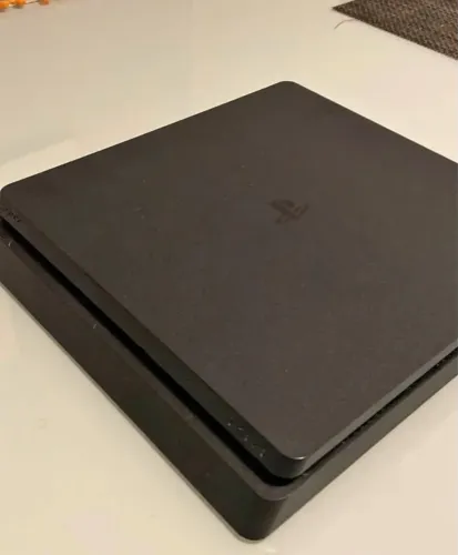 Ps4 slim com defeito no HD