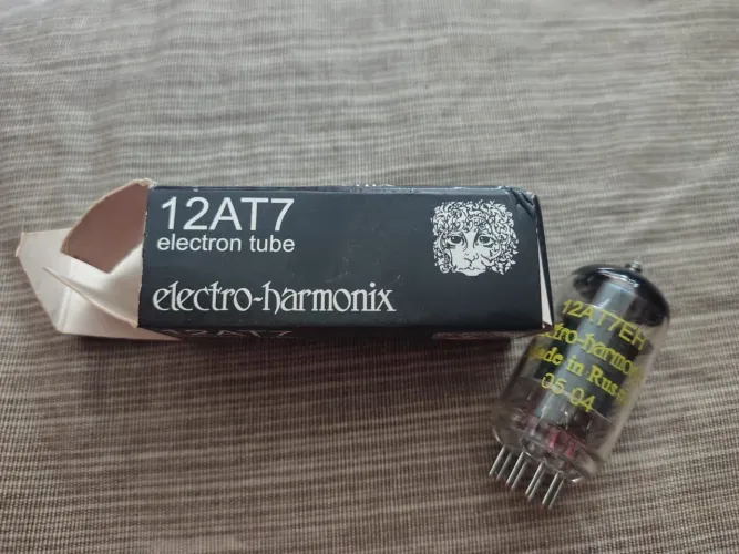 Válvula Electro-Harmonix 12AT7EH / ECC81