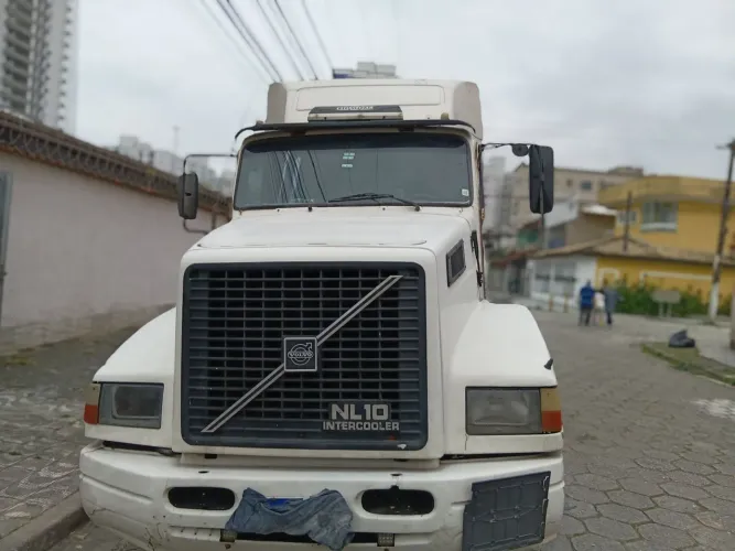 VOLVO Nl 340 + porta container tudo 69 mil