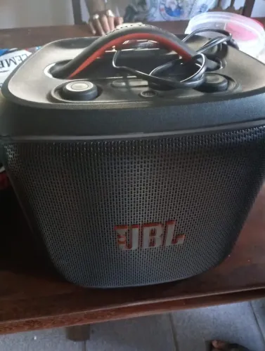 JBL PARTYBOX ENCORE 2 2microfone
