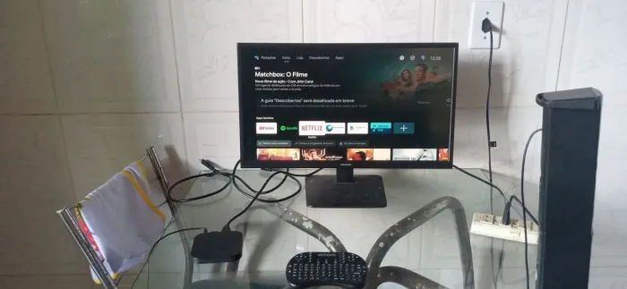 Monitor 60Hz Samsung + Mi box s 4k