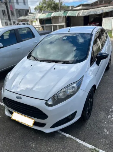 Ford Fiesta 1.5 16V Flex Mec. 5P 2014