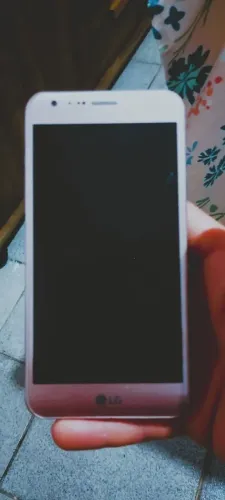 Celular LG k 500
