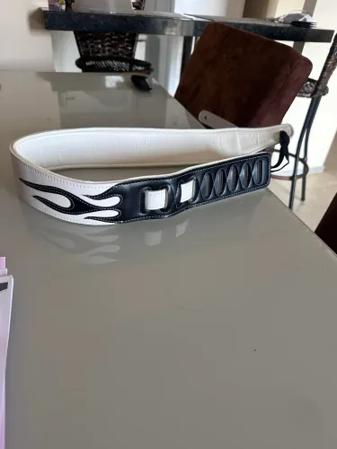 CORREIA GUITARRA/BAIXO/VIOLAO