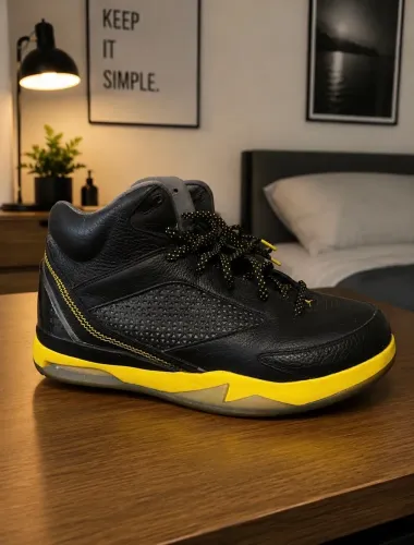 Tênis Air Jordans Flight Remix