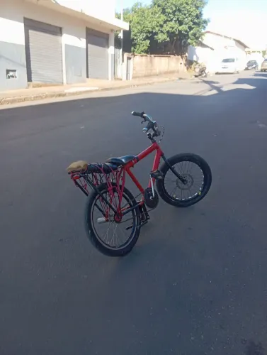 Bicicleta montadinha