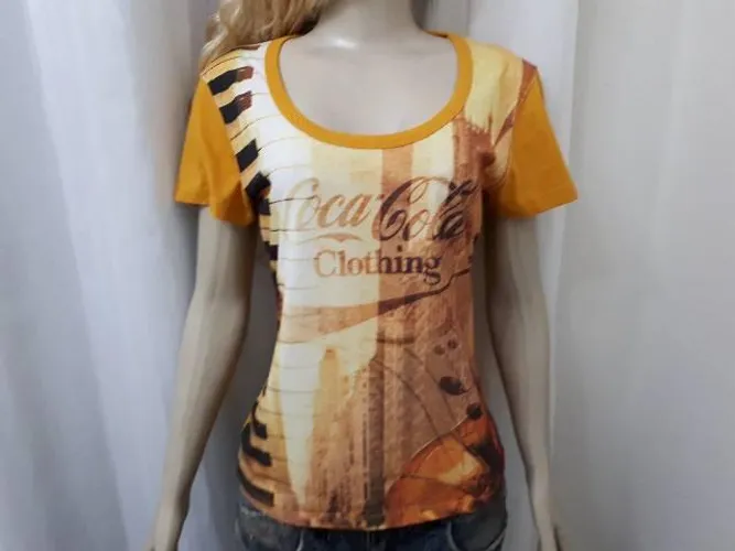 Camiseta Coca Cola