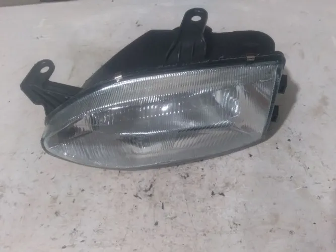 Farol Palio/Siena/Strada 96/00 Lente Vidro L.D (Novo)