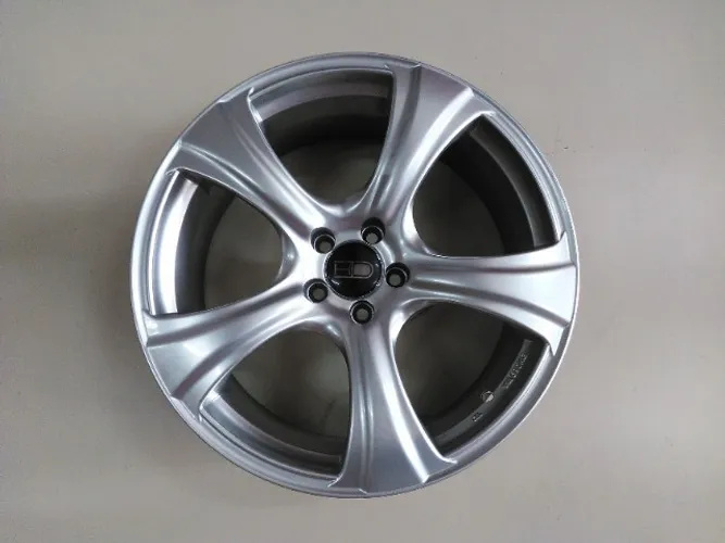 Rodas Aro 18 HD Vênus 5x100 Prata Nova